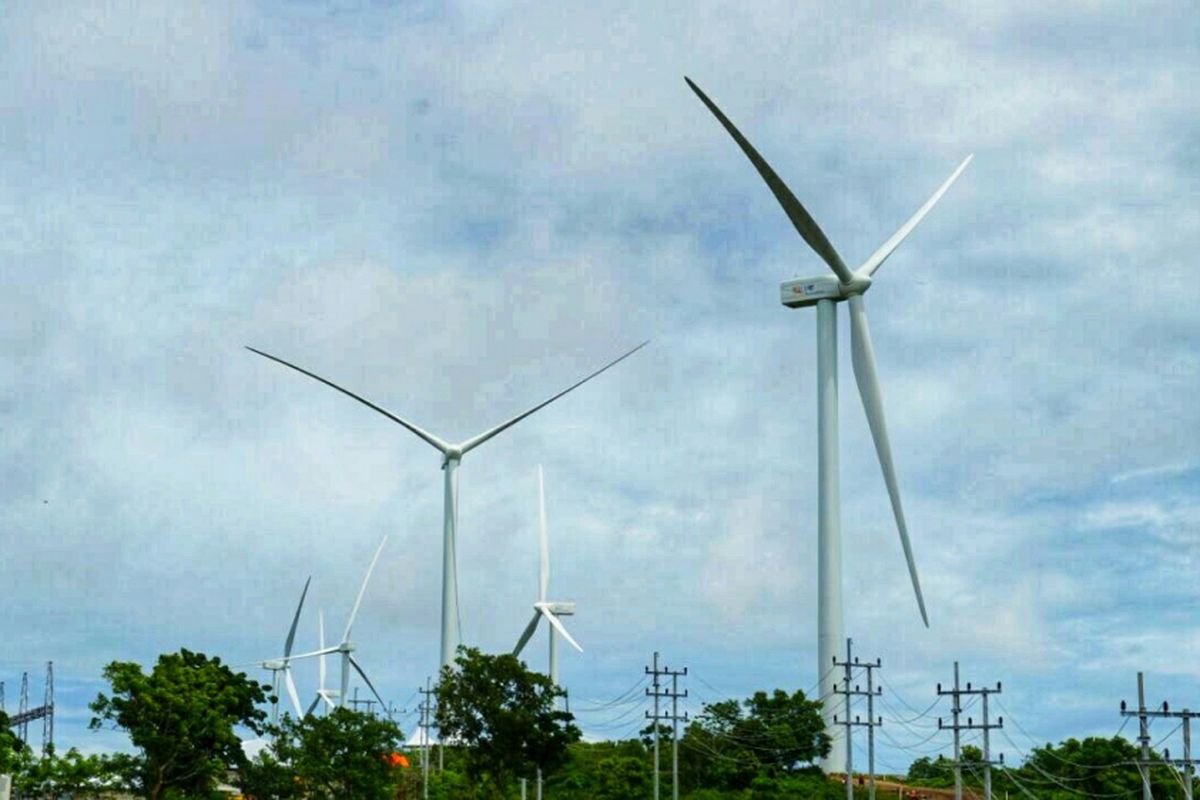 Pembangkit Listrik Tenaga Bayu (PLTB) di Kabupaten Sidrap, Sulawesi Selatan (Sulsel) Senin, (15/1/2018).