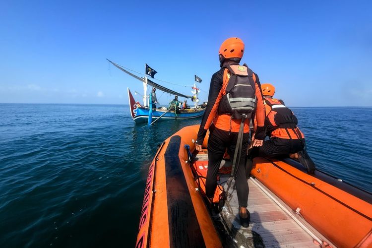 WN Inggris Hilang di Pantai Tembles Jembrana, Basarnas Kerahkan Drone Pencarian 