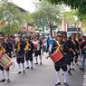 Ingatkan Sri Sultan, Pasukan Berpakaian ala Bregada Ikut dalam Demo Hari Buruh di Yogyakarta