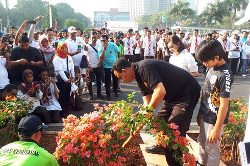 Kendalikan Polusi Udara di DKI, Anies Tanam 100.000 Bougenville