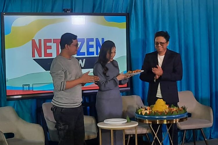 Manajer artis Nanda Persada selaku pemilik Soex Entertainment mengumumkan program terbaru talkshow bertajuk Netizen Show.