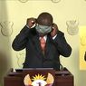 Jadi Guyonan Netizen karena Kesulitan Pakai Masker, Presiden Afrika Selatan Ikut Tertawakan Dirinya Sendiri