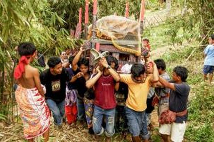 Rambu Solo, Tradisi Pemakaman Unik di Tana Toraja Halaman all 