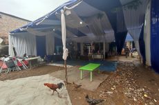 Rumah Warga Terendam Banjir Saat Hendak Gelar Pesta Khitanan, Tetangga Gotong Royong Kuras Genangan Air