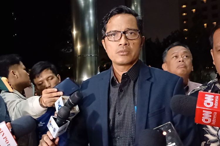 Kuasa hukum eks Menteri Pertanian (Mentan) Syahrul Yasin Limpo, Febri Diansyah bingung landasan hukum apa yang digunakan Komisi Pemberantasan Korupsi (KPK) untuk menangkap kliennya, Kamis (12/10/2023).