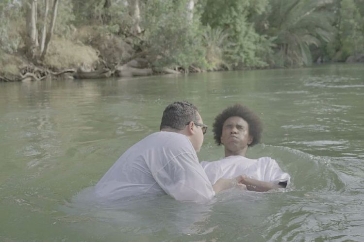 pemain asal Brasil, Willian jalani  baptis ulang di sungai Jordan
