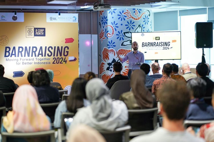 Di Indonesia terdapat 23 perusahaan yang tersertifikasi B Corp dan diisi oleh nama-nama perusahaan besar yang terkenal memiliki visi untuk berkontribusi pada pembangunan Indonesia yang lebih berkelanjutan.