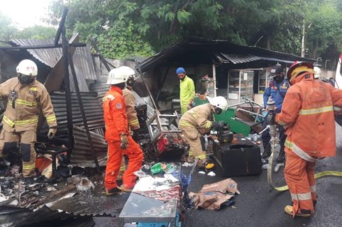 8 Warung Makan Dekat RS Fatmawati Terbakar, Diduga karena Kompor Gas Meledak