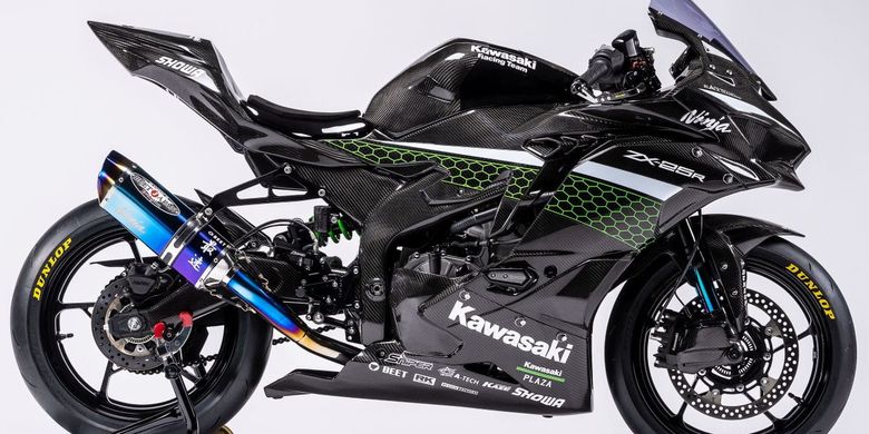 Modifikasi Kawasaki Ninja ZX-25R dengan bodi full carbon