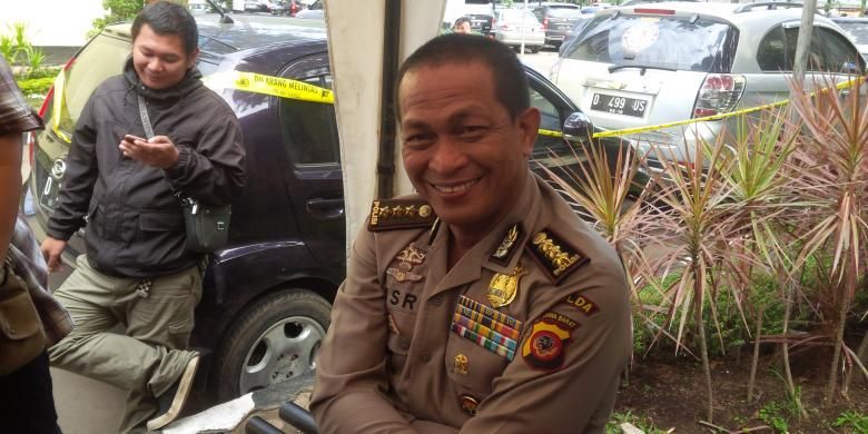 Kepala Bidang Humas Polda Jawa Barat (sekarang Kabid Humas Polda Metro Jaya) Kombes Pol Yusri Yunus.