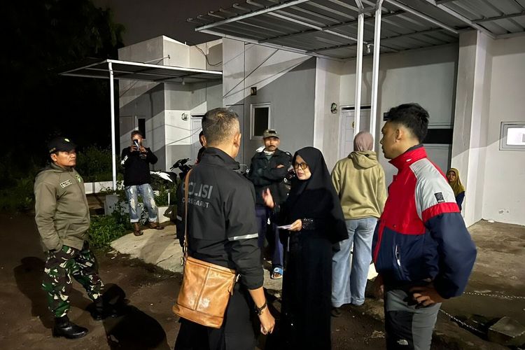 Hilang di Kaki Gunung Guntur, Pemuda Garut Ditemukan Bertelanjang Dada dan Kebingungan di Teras Warga