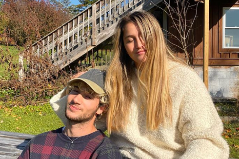 Lirik dan Chord Lagu parent song, Terbaru dari Jeremy Zucker dan Chelsea Cutler