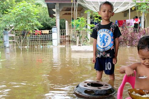 Ratusan Warga di Aceh Barat Terkurung Banjir