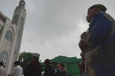 Warga Muhammadiyah Cianjur Khusyuk Shalat Id di Tengah Guyuran Hujan