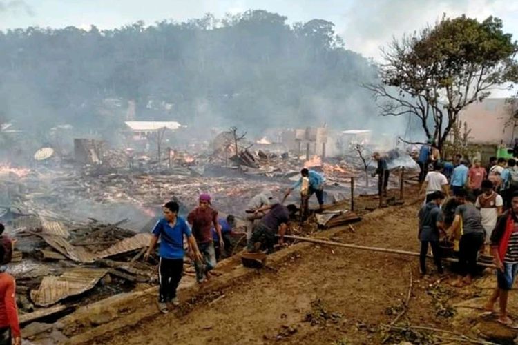 Suasana pasca kebakaran di Desa Batu Rotok, Sumbawa