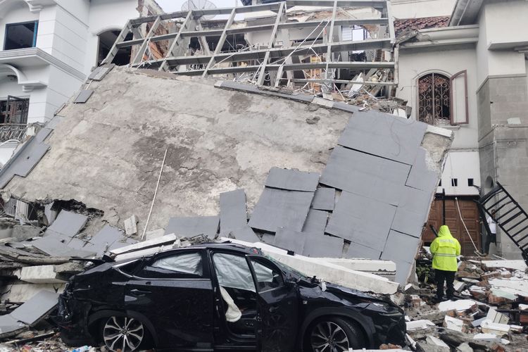 Rumah Mewah Meledak di Medan, Mobil dan 5 Rumah di Sekitarnya Ikut Rusak