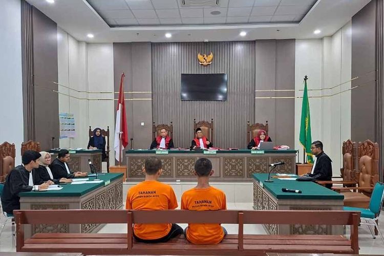 Terdakwa Kerusuhan Hari Damai Aceh: Kibarkan Bendera Bulan Bintang, Injak Merah Putih dan Bakar Motor TNI