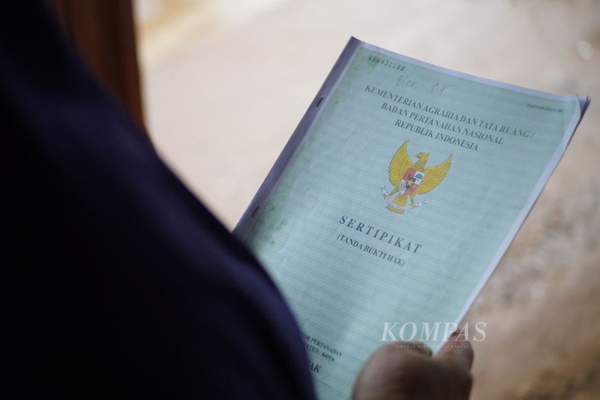 Sertifikat tanah. Benarkah Tanah Telantar Selama 2 Tahun Bisa Diambil Negara? Ini Penjelasan Kementerian ATR/BPN