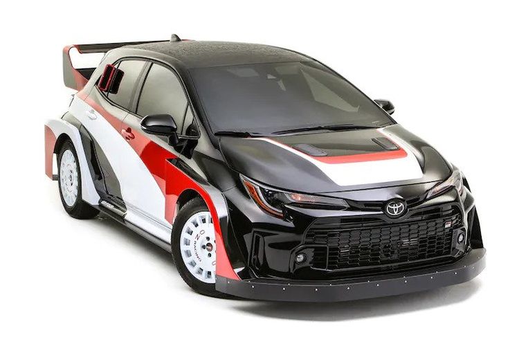 Toyota GR Corolla dalam konsep mobil reli dipamerkan di SEMA 2022