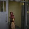 Korban KDRT Afghanistan Dipaksa Memilih: Kembali Disiksa atau Tinggal di Penjara Terbengkalai