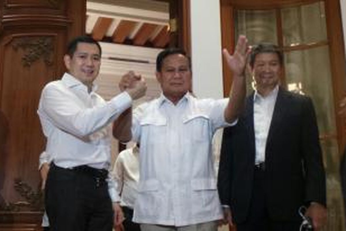 Hary Tanoesoedibjo memberikan dukungannya kepada pasangan Prabowo Subianto-Hatta Rajasa, Kamis (22/5/2014).