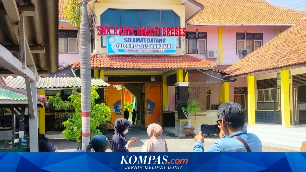 Ijazah Anak Penjual Lele Ditahan SMK 6 Tahun: Saya Enggak Ada Suami, Jadi Tulang Punggung