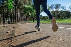 Jalan Cepat atau Lari, Mana Lebih Efektif Bakar Kalori?