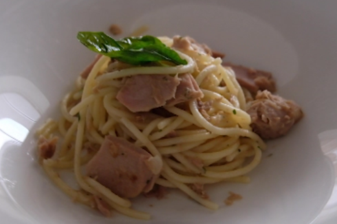 Resep Spaghetti Tuna Aglio Olio, Masak di Rumah ala Hotel