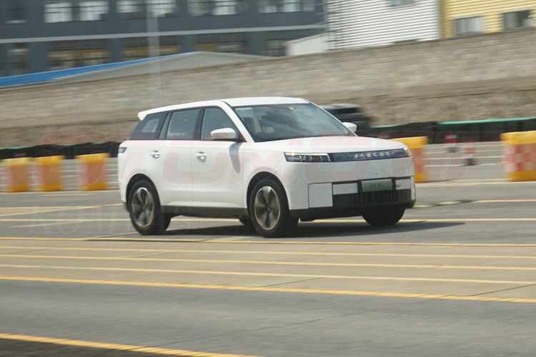 Jaecoo J5 EV di Fasilitas Test Drive Longshan, Wuhu