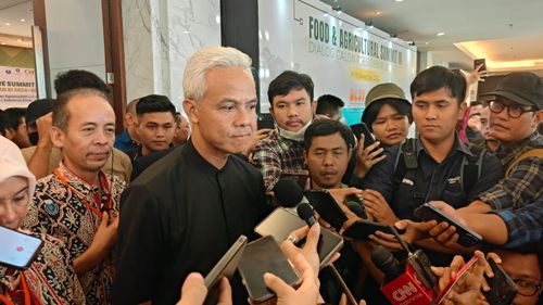 Zulhas Klaim Jokowi Masuk Keluarga PAN, Ganjar: Enggak Apa-apa