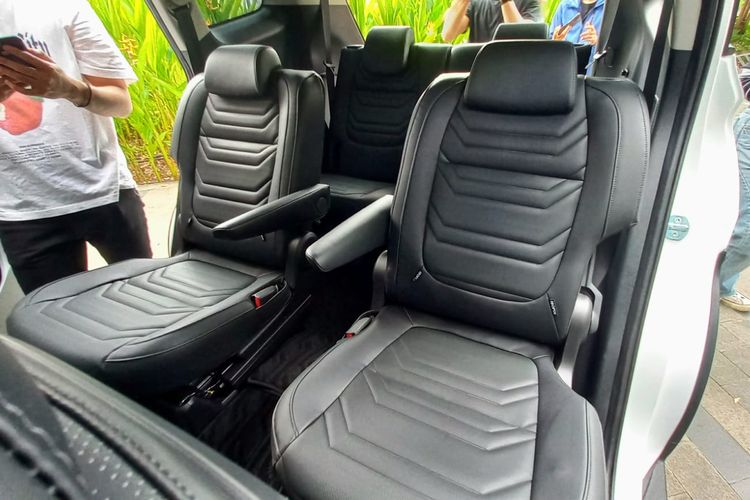 Interior Kia Carens 1.5 L IVT 6-seaters