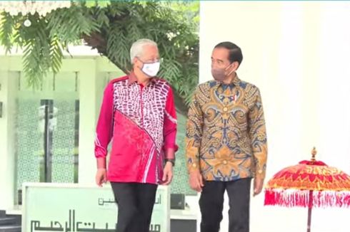 Jokowi Terima Kunjungan PM Malaysia di Istana Merdeka
