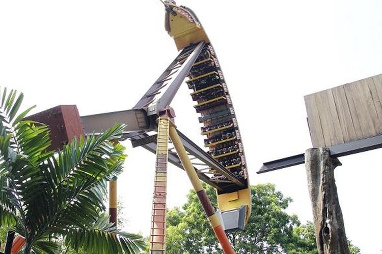 Roller Coaster Sunway Lagoon Malaysia Kecelakaan, 10 Orang Terluka