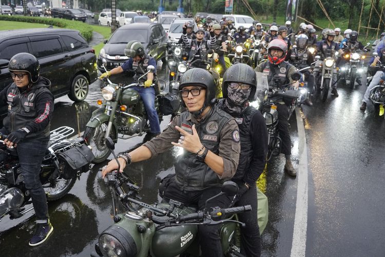 Ratusan orang dari komunitas Royal Riders Indonesia (RoRI) menggelar halal bihalal