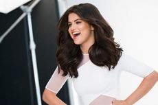Selena Gomez Didaulat sebagai Duta Produk Perawatan Rambut