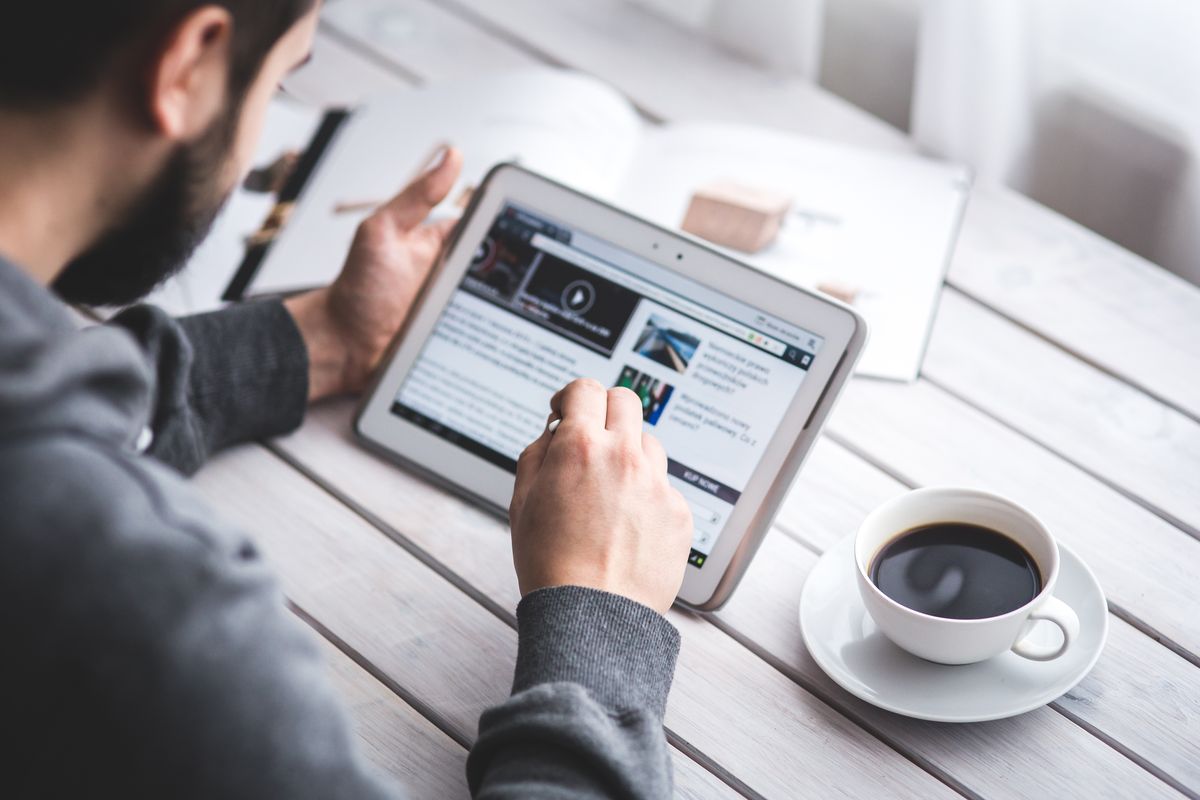 Konten Clickbait: Gangguan Informasi yang Mendompleng Isu Viral