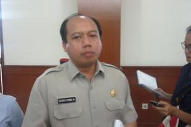 Kepala Pusat Data dan Informasi Badan Nasional Penanggulangan Bencana Sutopo Purwo Nugroho, saat ditemui dalam konferensi pers di Kantor BNPB, Jakarta, Senin (15/12/2014).