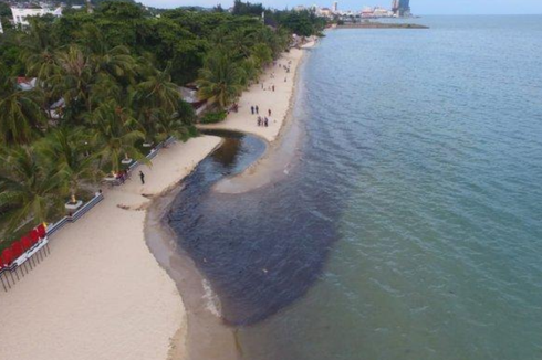 Pertamina Tegaskan Tumpahan Minyak yang Cemari Pantai di Balikpapan Bukan dari Kilangnya