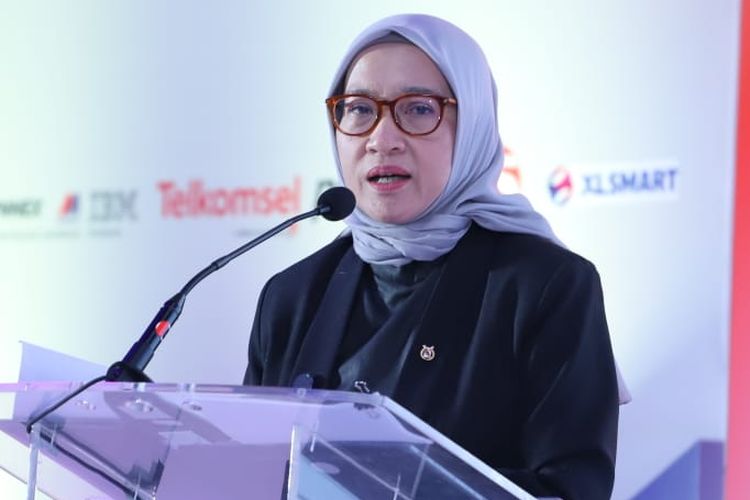 Menteri Pendayagunaan Aparatur Negara dan Reformasi Birokrasi (PANRB) Rini Widyantini menyampaikan keynote speech pada Digital Resilience Summit 2025 di Kantor INA Digital, Jakarta, Rabu (10/9/2025).