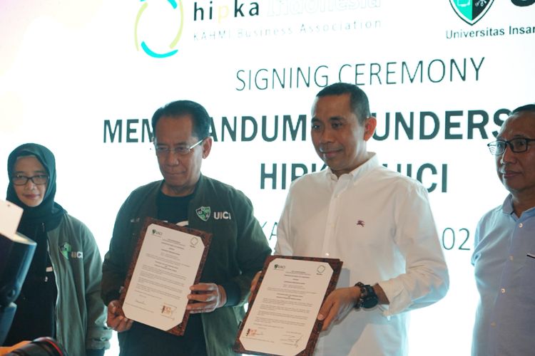 MoU Beasiswa HIPKA dengan Universitas Insan Cita Indonesia, di Jakarta Selatan.