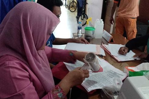 Sudin Pusip Jakarta Utara Tangani 1.441 Dokumen Warga yang Rusak Akibat Banjir