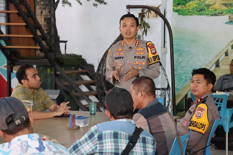 Polisi Tetapkan Eks Kabinda Papua Barat dan Eks Kepala BPN Kota Sorong menjadi tersangka.