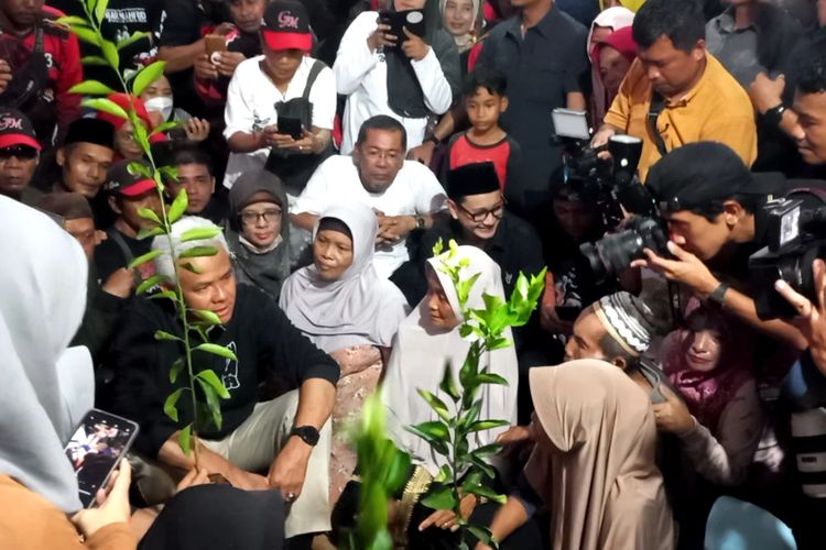 Calon presiden nomor urut 3, Ganjar Pranowo, mengunjungi Kabupaten Purworejo, Jawa Tengah, pada Kamis (1/2/2024) sore.