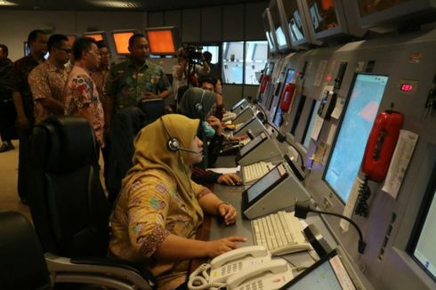 TNI AU Uji Coba Rudal Baru, 3 Penerbangan Dialihkan