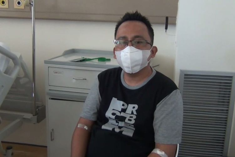 Sumargiono menceritakan saat ia menjadi salah satu korban kecelakaan bus Transjakarta di Halte Cawang-Ciliwung, Jakarta Timur, Senin (25/10/2021) lalu.