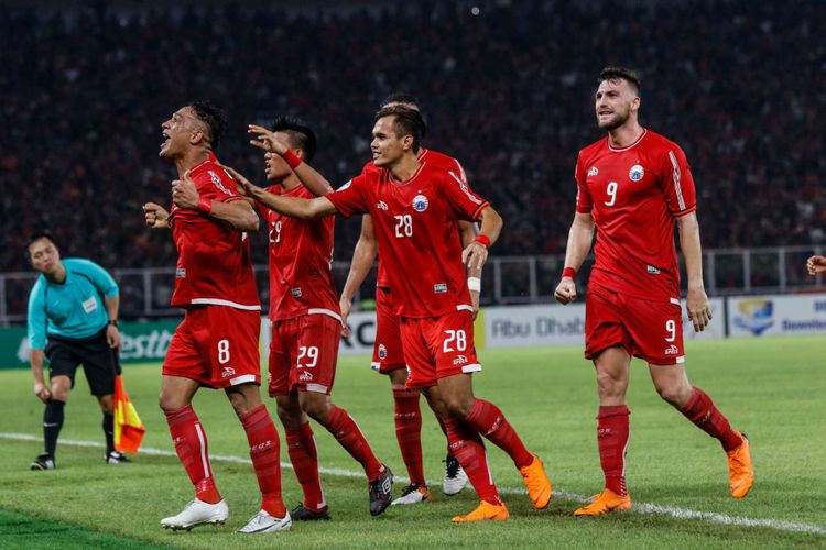 Pemain Persija Jakarta melakukan selebrasi setelah Addison mencetak gol pada laga kedua Grup H Piala AFC di Stadion Utama Gelora Bung Karno, Jakarta, Rabu (14/3/2018). Persija menang dengan skor 1-0.