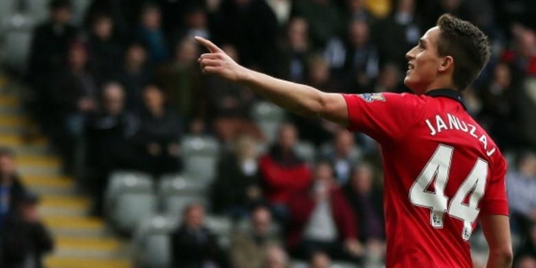 Adnan Januzaj ketika masih berkostum Manchester United. Kini, pemain asal Belgia itu sudah pindah ke Spanyol setelah dibeli Real Sociedad pada bursa transfer musim panas 2017.