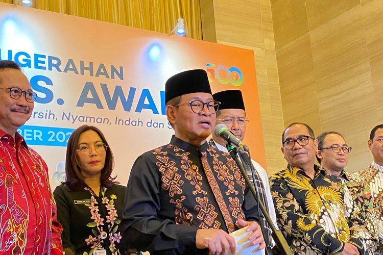 Tiga Lurah Jakarta Raih Benyamin Sueb Award, Pramono: Mereka Harus Belajar ke Luar Negeri