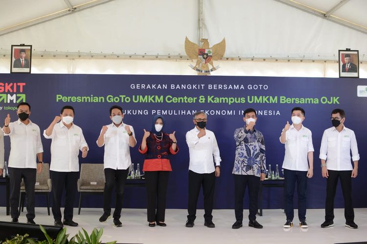 Peresmian GoTo UMKM Center & Kampus UMKM Bersama OJK