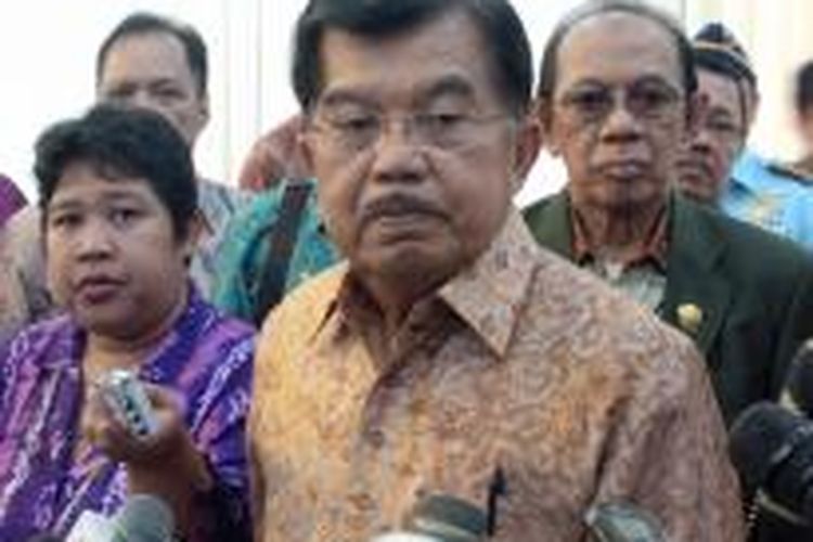 Wakil Presiden Jusuf Kalla di Istana Wakil Presiden Jakarta, Senin (15/6/2015) seusai melantik pengurus Badan Kerjasama Perguruan Tinggi Islam Swasta. 